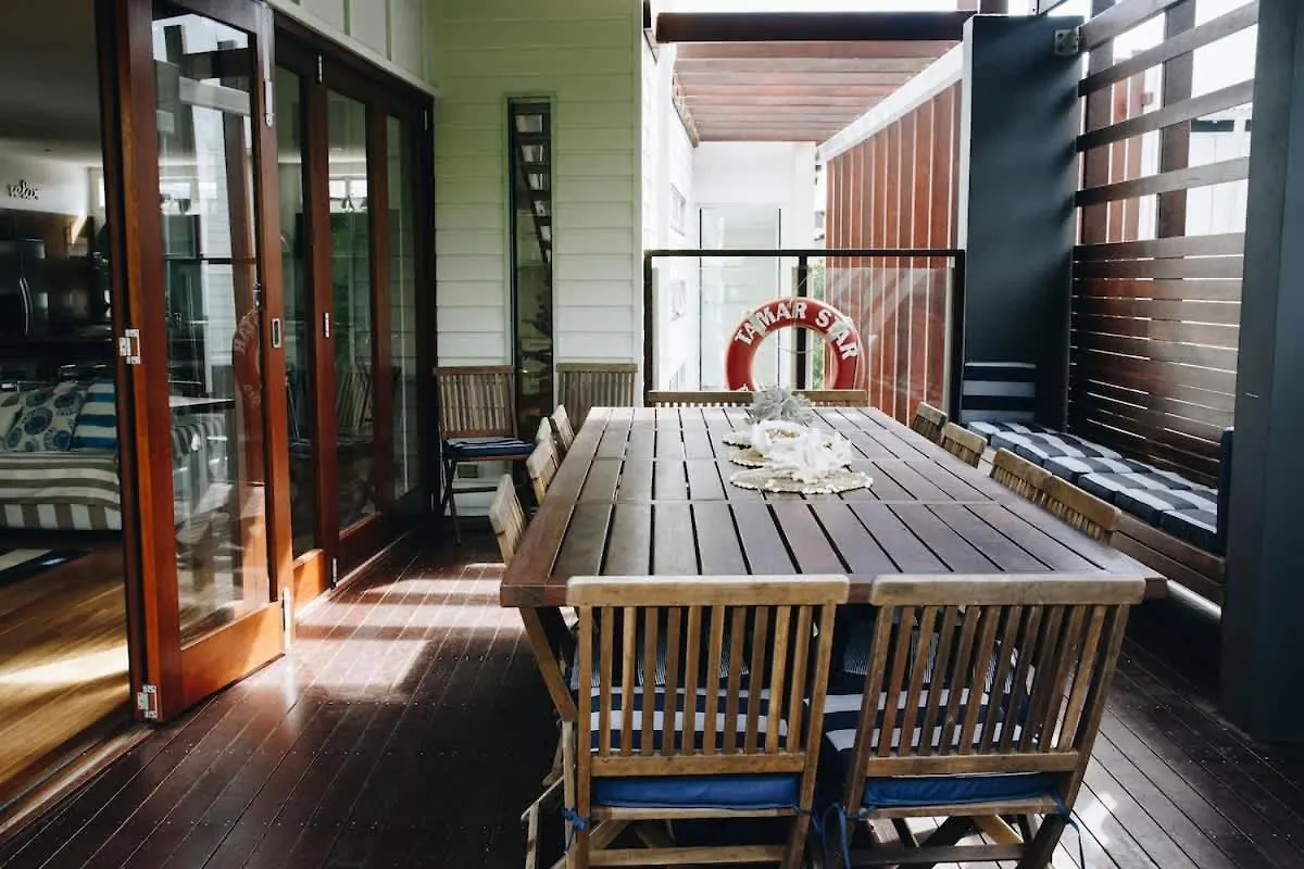 Family Beach House At Twin Waters Resort